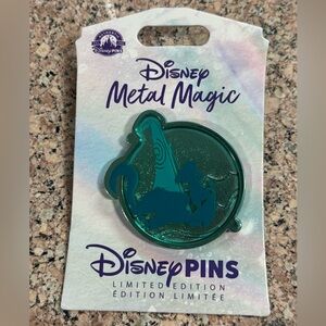 DLR Moana Maui Wayfinder Outrigger Canoe Metal Magic LE Disney Pin
